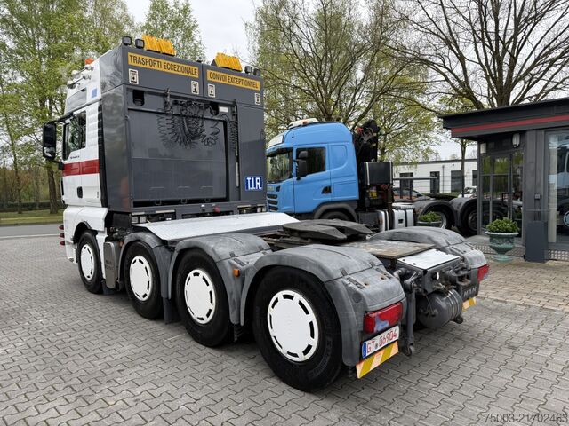 Zware vrachtwagen MAN TGX 41.540 8X4 BLS 120.000Kg