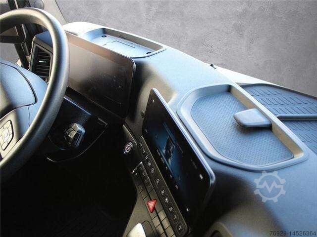 Trattore stradale Mercedes-Benz 1845