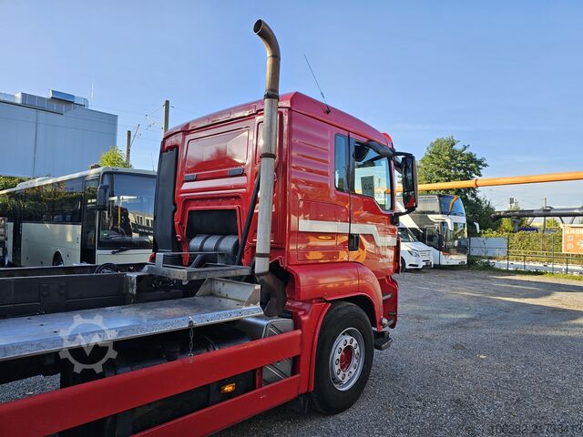 Truck chassis MAN TGS 35.440 8X4-4BL Lift+Lenk Manual PTO