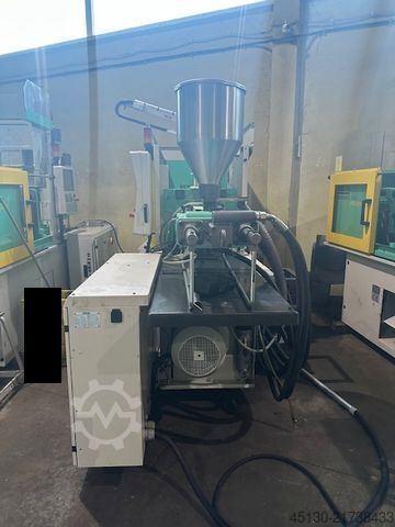Injection molding machine Arburg 320C 500-100
