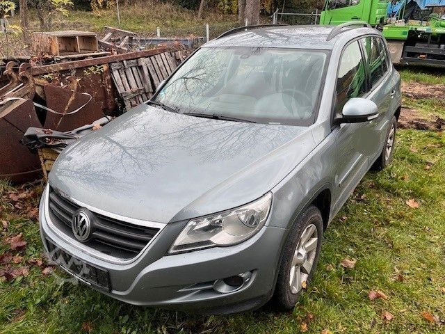 Pick-up VOLKSWAGEN Tiguan Track & Field 4Motion - MOTORSCHADEN -