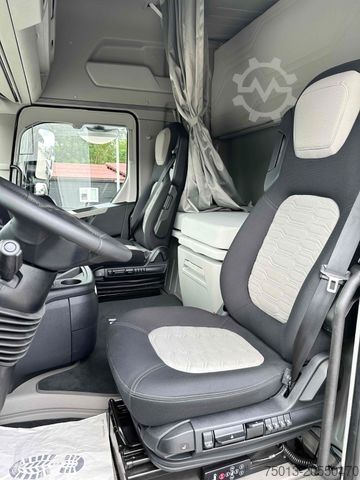 Yüksek hacimli çekici FORD F-MAX 500 in Voll- Ausstattung, MIETEN?