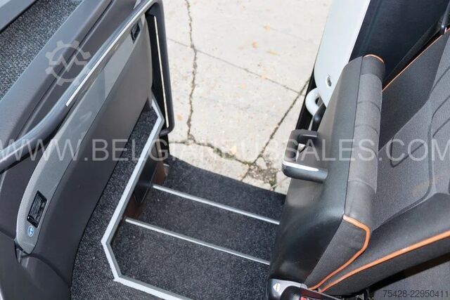 Mercedes-Benz Tourismo 15RHD / Full Options / New model /12,3m Mercedes-Benz Tourismo 15RHD / Full Options / New model /12,3m