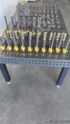 Table de bridage, de redressage et de soudage SIEGMUND Professional 750
