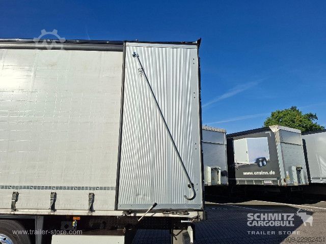 Open oplegger met zeil Schmitz Cargobull Curtainsider Standard Getränke