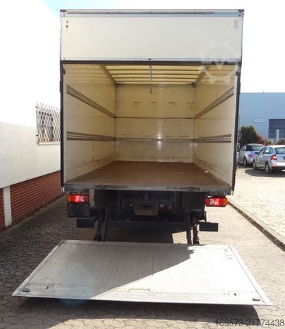 Box van RENAULT D220 7.5T Koffer LBW AC
