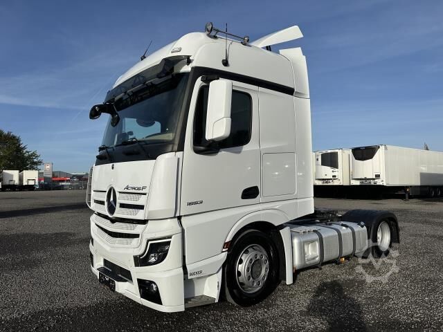 Volume trekker Mercedes-Benz 1853 LSNRL Actros BigSpace Retarder Lowliner