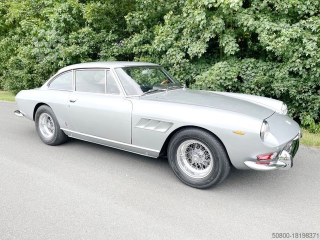 Bestelwagen FERRARI 330 GT Coupe 2+2/TÜV neu/H-Zulassung