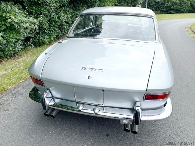 Fourgon FERRARI 330 GT Coupe 2+2/TÜV neu/H-Zulassung