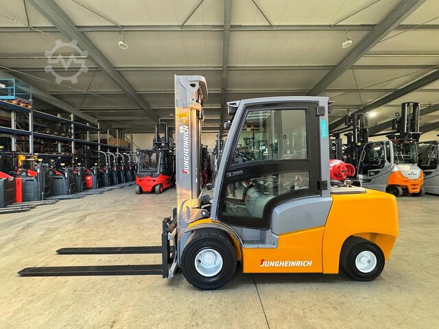 UVV 05/27, 3. versiyon, yan kaydırıcılı, LPG, 3.483 saat Jungheinrich TFG 435