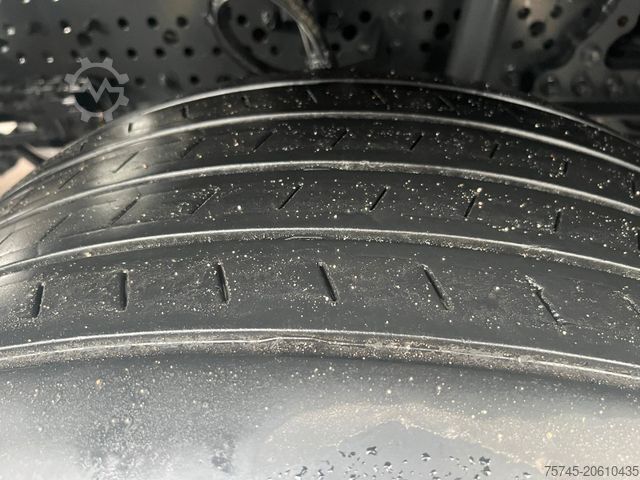 Τυπική μονάδα τράκτορα MERCEDES-BENZ ACTROS 1851 * TOP  * ACC * 2X TANK * VOLL *