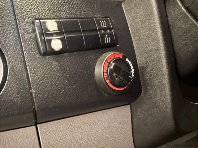 Kiepwagen bestelauto MERCEDES-BENZ Sprinter 516 DoKa Meiller 3 Seiten Kipper AHK