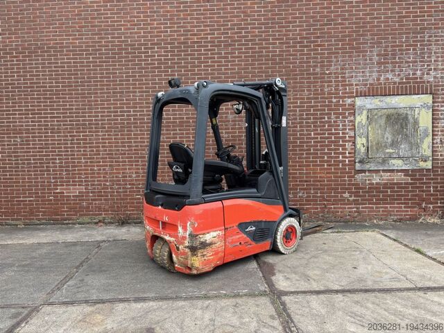 Elektrische vorkheftruck 3 wielen Linde E14-02