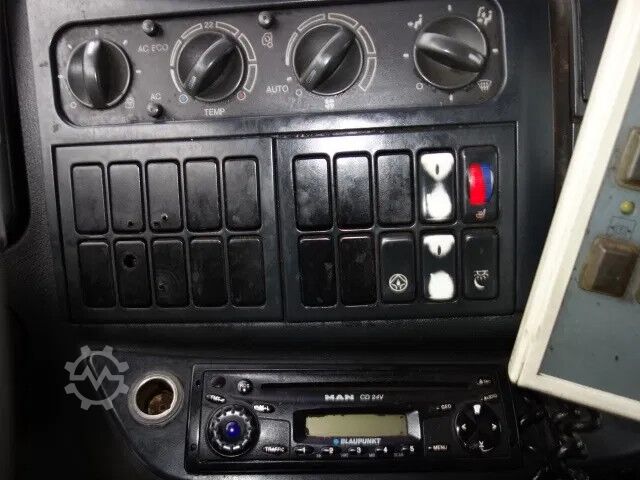 Nehéz teher MAN TGA26-480 STEELSPRINGS,MANUAL GEARBOX,AIRCO,RET...