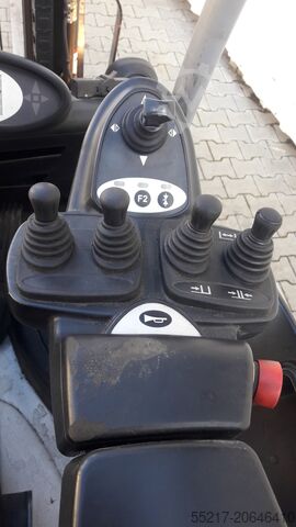 Vysokozdvižný vozík ID č. E00108 STILL RX20 - 18 P/H