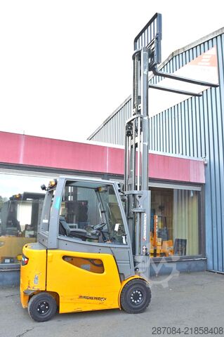 Jungheinrich EFG 425 ks Jungheinrich EFG 425 ks