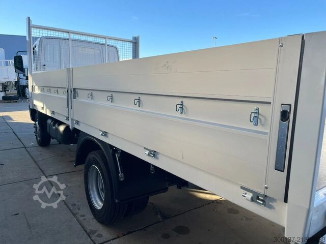 Platform trailer Mercedes-Benz Accelo 915 4x2 Flatbed with Dropsides