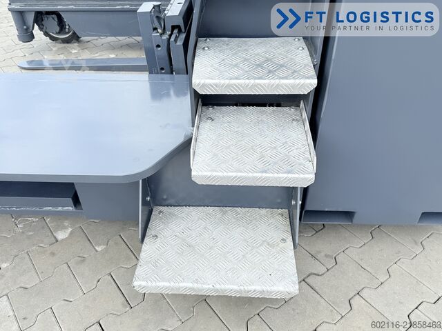 Stivuitor cu patru direcții Combilift C5000ET DUPLEX 4400 FREE-LIFT HEATING