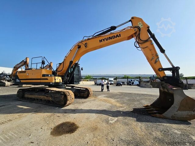 Excavadora de cadenas HYUNDAI HX 330 L