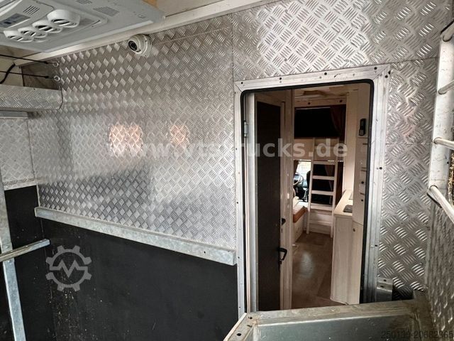 Camion per bestiame MAN TGL 12.220 4x2 4.Pferdetransporter m. Wohnabteil