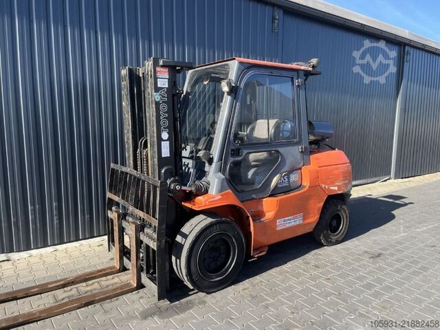 Stivuitoare GPL Toyota 7FG45