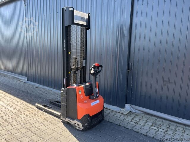 Impilatore pedonale BT SWE120