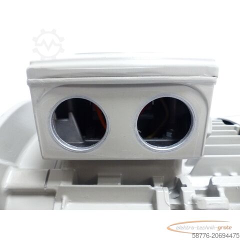 Control unit Siemens 1LE1001-1AB59-0FB4 - Z Motor SN: 1858351001001 - ! -