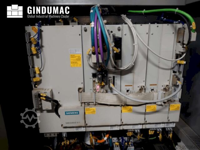 Vertikala Fleroperationsmaskiner DMG DECKEL MAHO DMC 64V linear