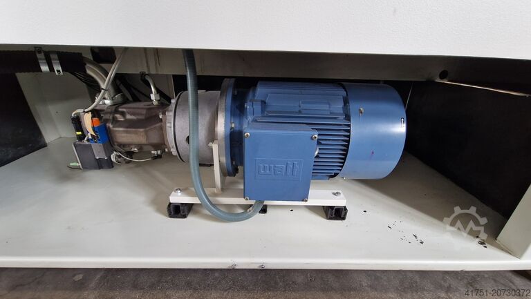 Injection moulding machine BATTENFELD TM 400-3400