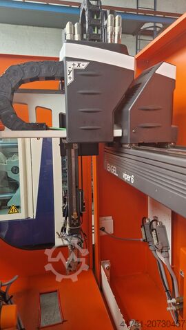 Injection moulding machine ENGEL Victory 200-28 Tech