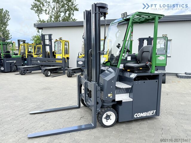 Carretilla retráctil de 4 vías COMBILIFT CBE2500 TRIPLEX 5500 FORK POSITIONER