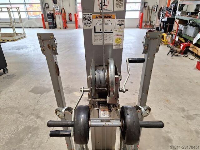  Genie SLC-24