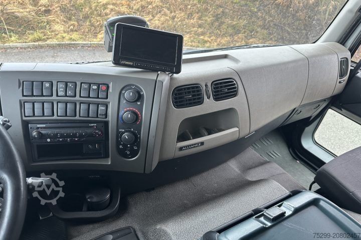 Flatbed truck with tarp Renault Premium 430 6x2 Plane / HB / Swiss-Vehicle