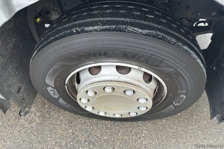 Flatbed truck with tarp Renault Premium 430 6x2 Plane / HB / Swiss-Vehicle