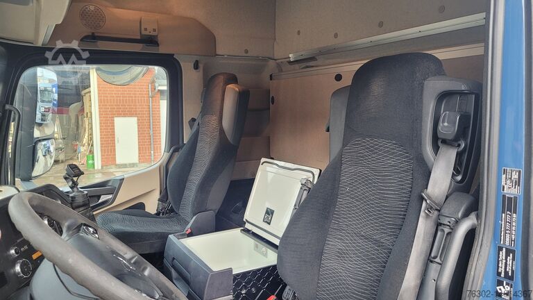 Standard truck tractor Mercedes-Benz 1845 LS Retarder Kipphydr Alu Felgen