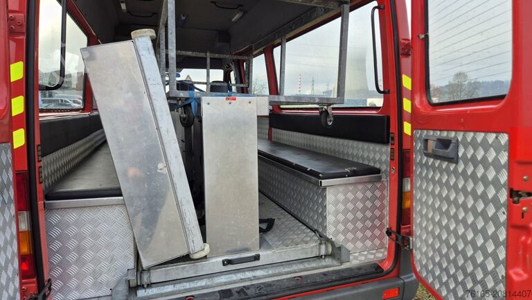 Kleinbus Mercedes-Benz Sprinter 312D 4X4