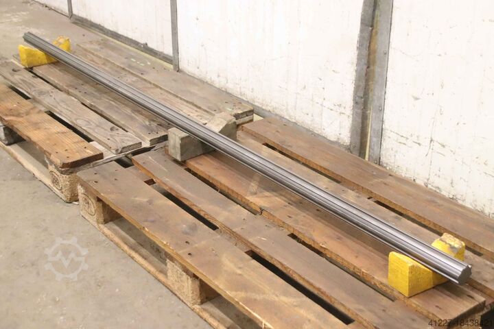 Wał wielowypustowy wał zębaty Stahl Profil 8x46x54 2440 mm