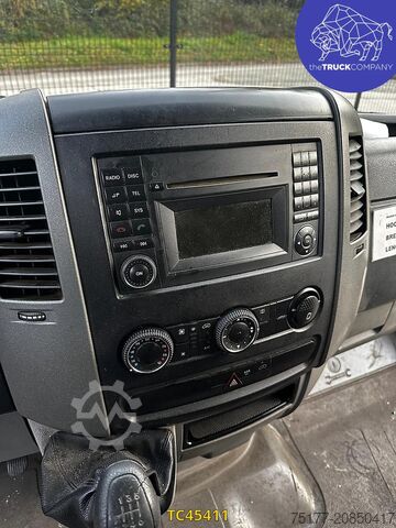 Suitcase Mercedes-Benz Sprinter 313 CDI BOX + LIFT