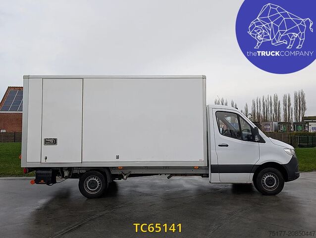 Suitcase Mercedes-Benz Sprinter 315 CDI BOX + LIFT
