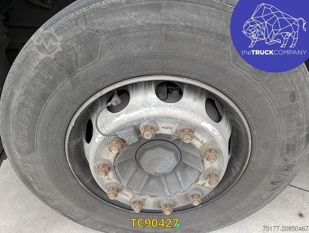 Standard-SZM Renault T 440