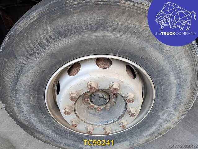 Tipper Renault Kerax 420