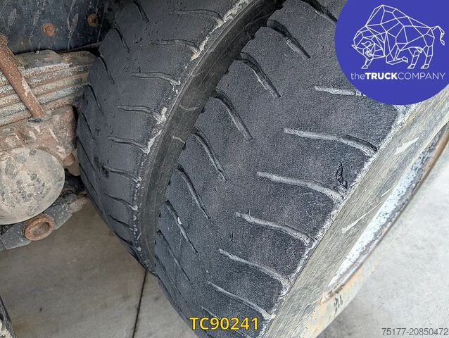 Tipper Renault Kerax 420