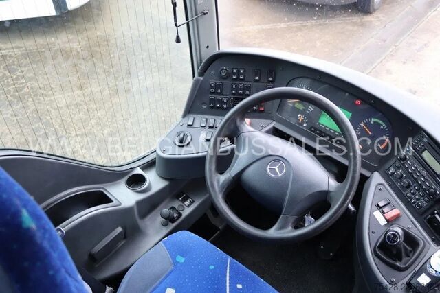 Autokar Mercedes-Benz Tourismo 16RHD M2 / Lift / USB / Full Options