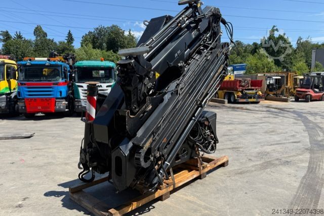 Přizpůsobená dodávka Hiab HIAB | 322-6 Flyjib X70-3