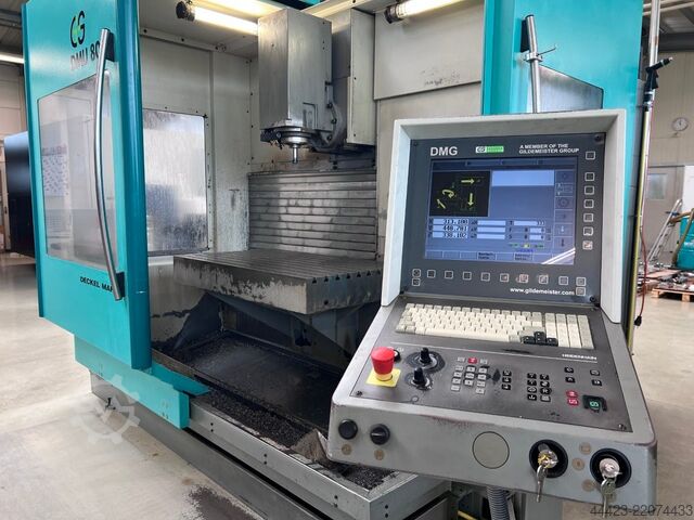 Machining centar sa 3 ose Deckel Maho DMU 80 E