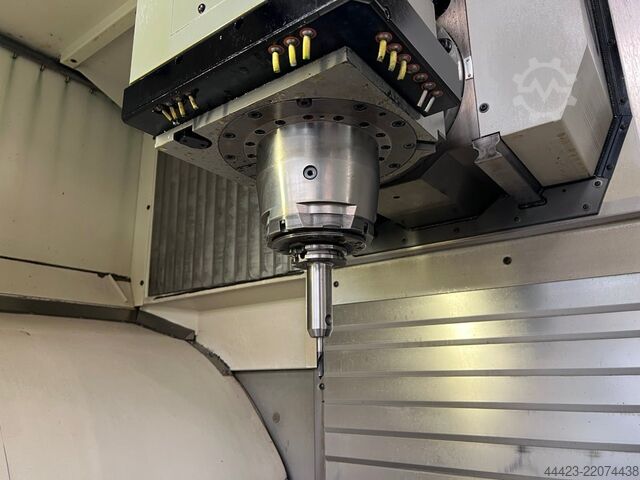 Machining centar sa 3 ose Deckel Maho DMU 60 T