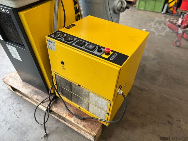 Compressore a vite con caldaia/essiccatore Kaeser SX 6