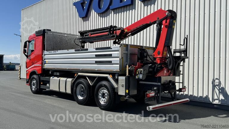Wywrotka z dźwigiem Volvo FH