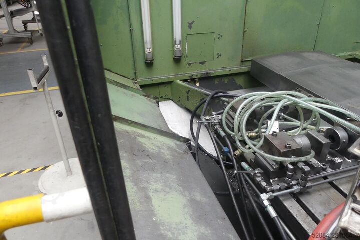 Vertikalt bearbetningscenter Chiron FZ16L CN