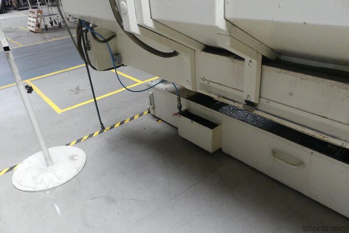 Vertikalt bearbetningscenter Chiron FZ16L CN